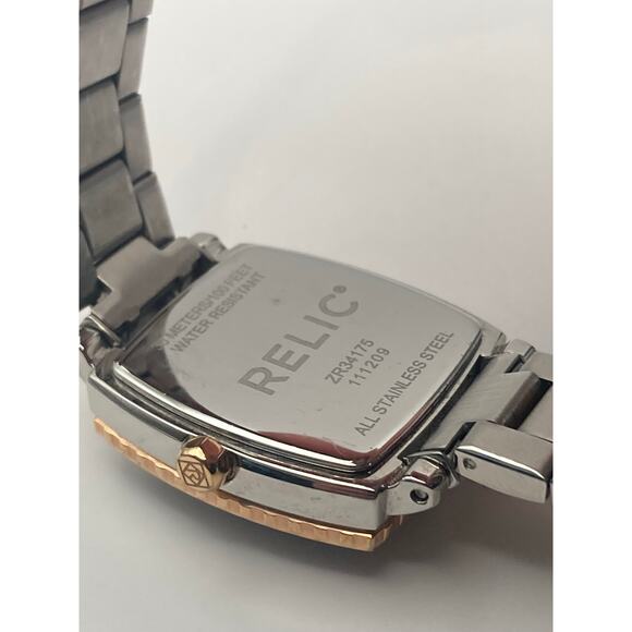 Relic ZR34175 Womens Watch 30mm Rose Gold - New Battery - WR 30m Wrist 5.25 - Picture 9 of 11